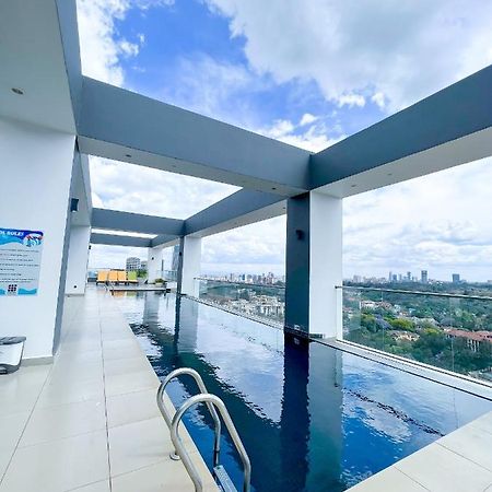 Escada Next Level Luxurious Home Найроби Экстерьер фото